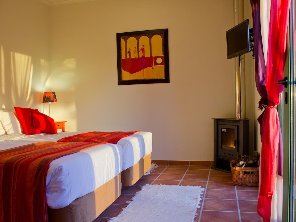 Vale De Ferreiros Guest House Abrantes Room photo